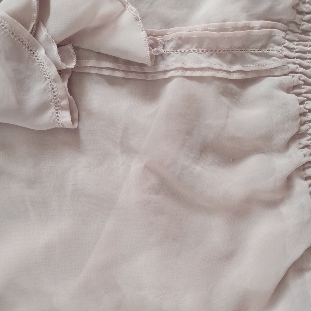 Chic Blush Ruffle Blouse - Picture 12 of 13